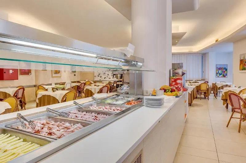 Hotel Ambassador Caorle 4*,